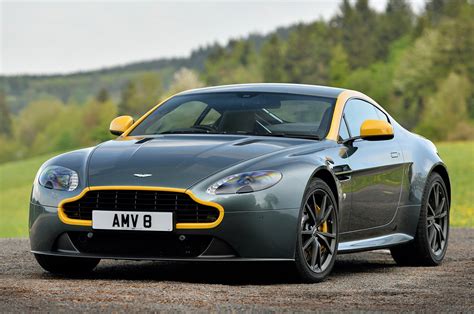 2015 Aston Martin V8 Vantage S Owners Manual